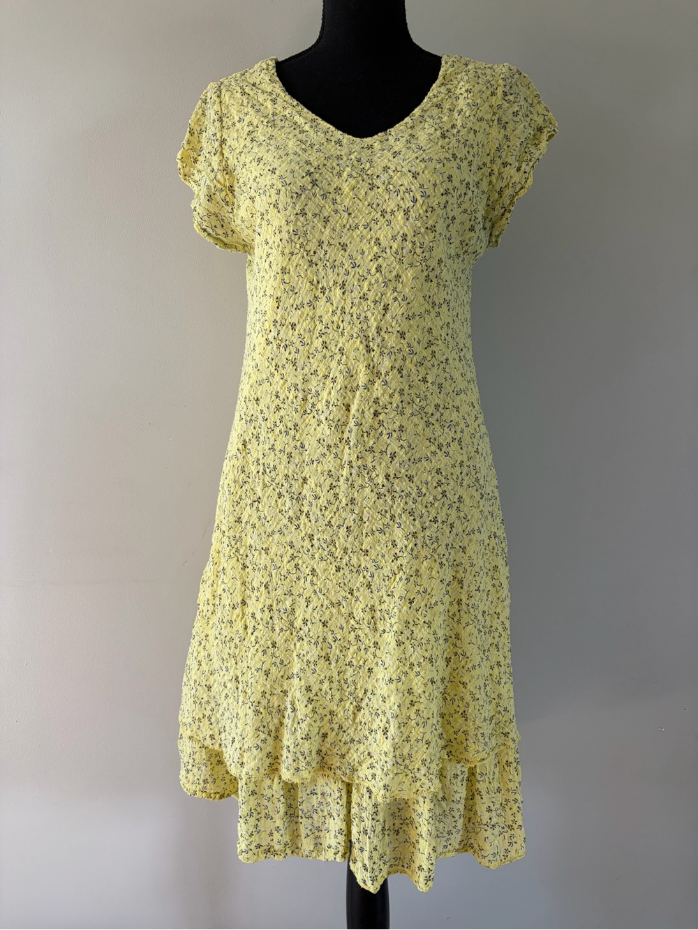 Women’s Bella Amore Yellow Floral V-Neck Ruffle Hem Midi Dress size L-XL